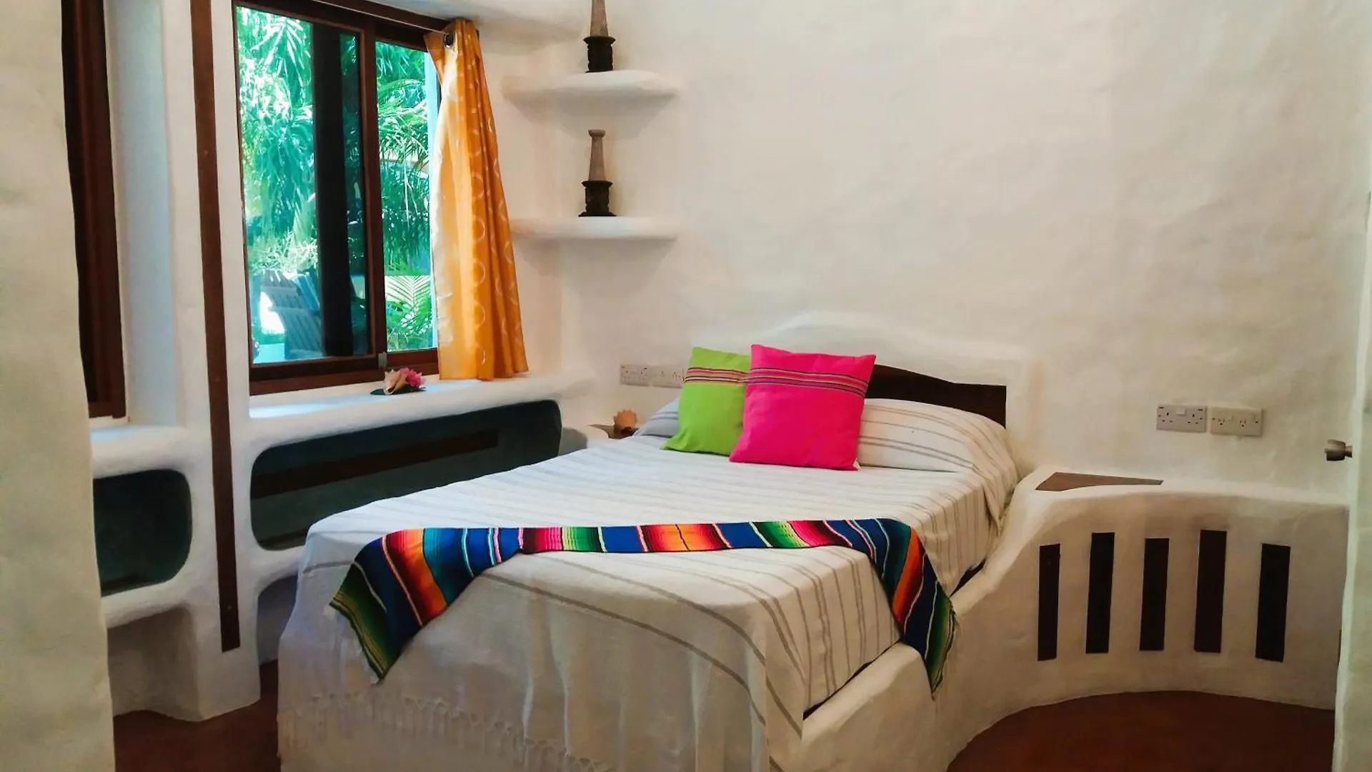 Hotel Reef View Pavilions - Villas & Condos Lance aux Epines